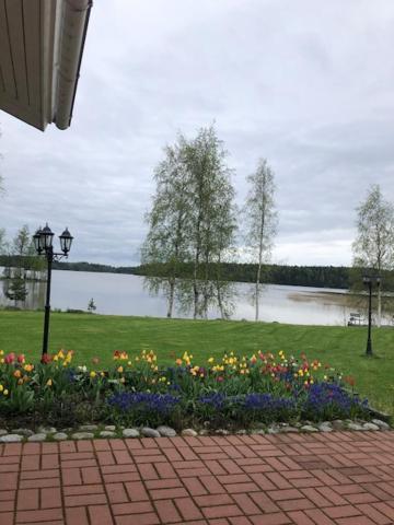 Wonderful Cottage By The Lake Hautjarvi Eksteriør billede